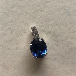 Tanzanite pendant in white gold setting.